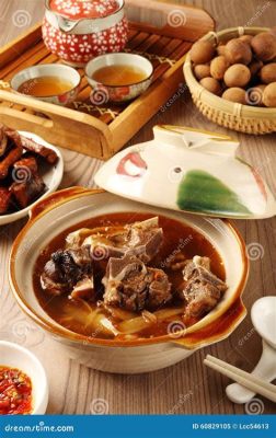  羊肉爐哪來得如此鮮美濃郁？Bozhou City's Mutton Hot Pot Offers an Aromatic Symphony of Spices!